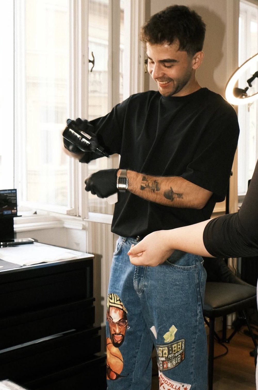 Barni, Tattoo Artist bei Velvet Line