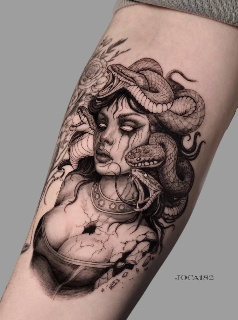 Fine Line Tattoo von Joseph, Velvet Line Karlsruhe