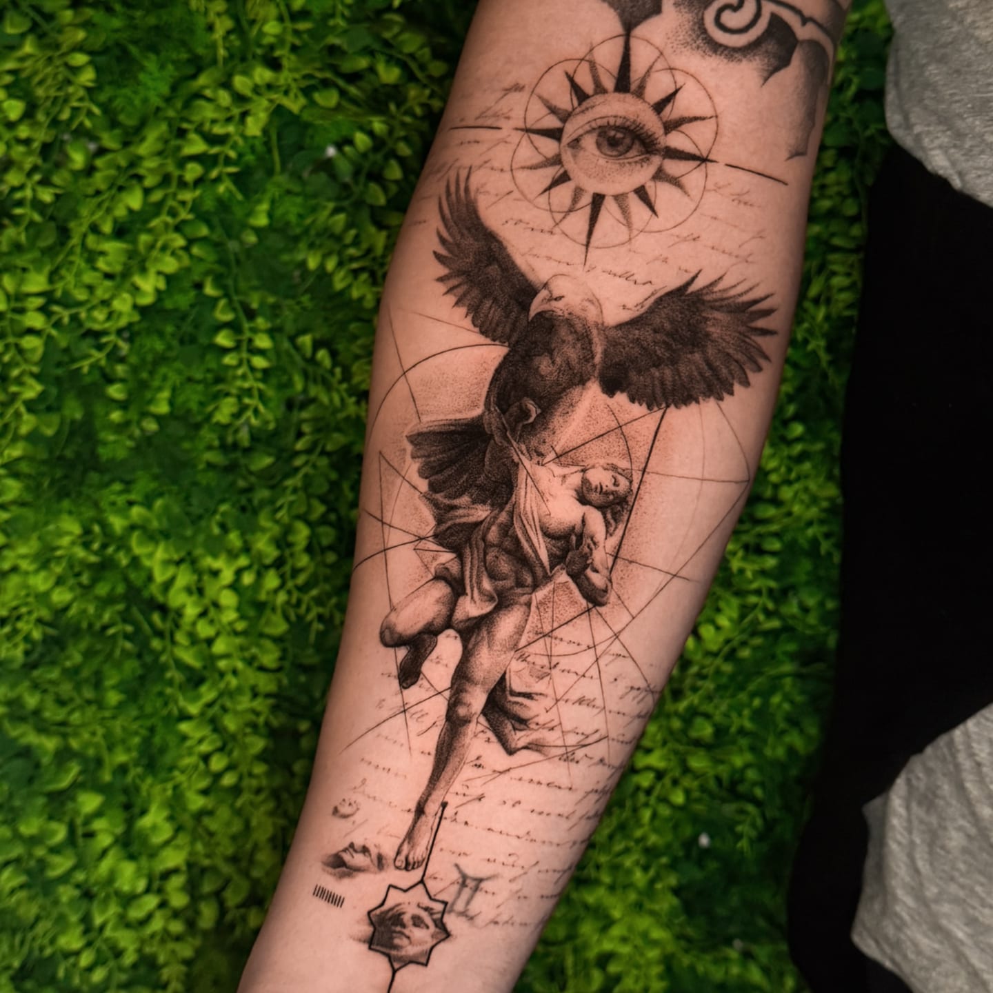 Adler und Engel · Unterarm · Tattoo von Inna, Velvet Line Karlsruhe