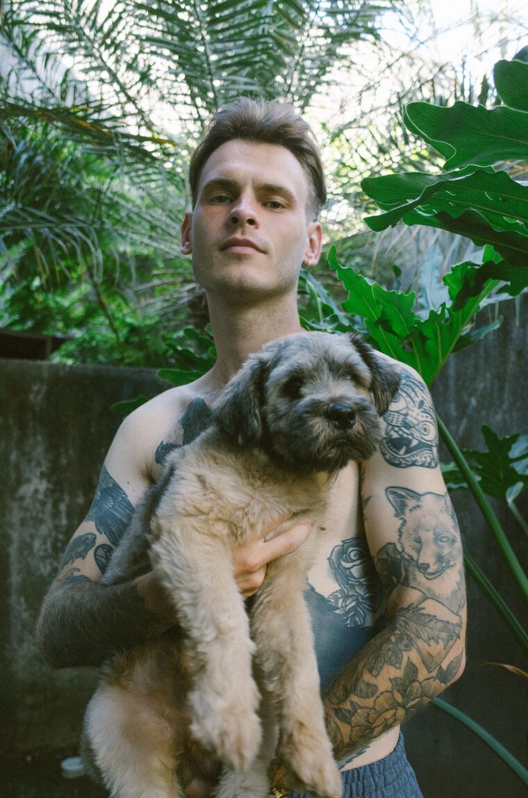 Max, Tattoo Artist bei Velvet Line